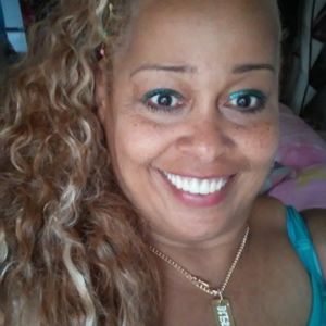 Meet your Posher, Edith